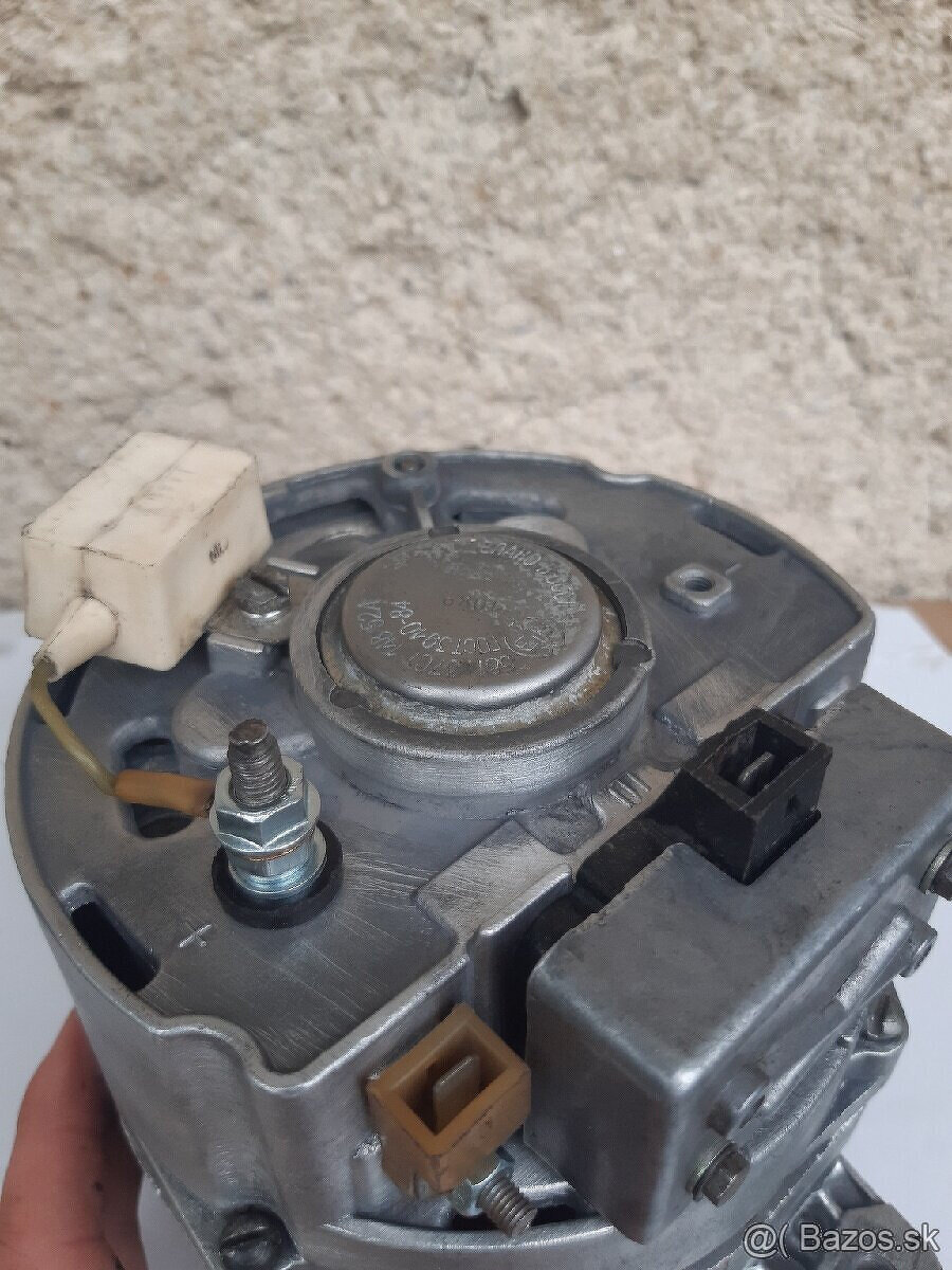 Alternátor 851.3701 14V 52A - 4