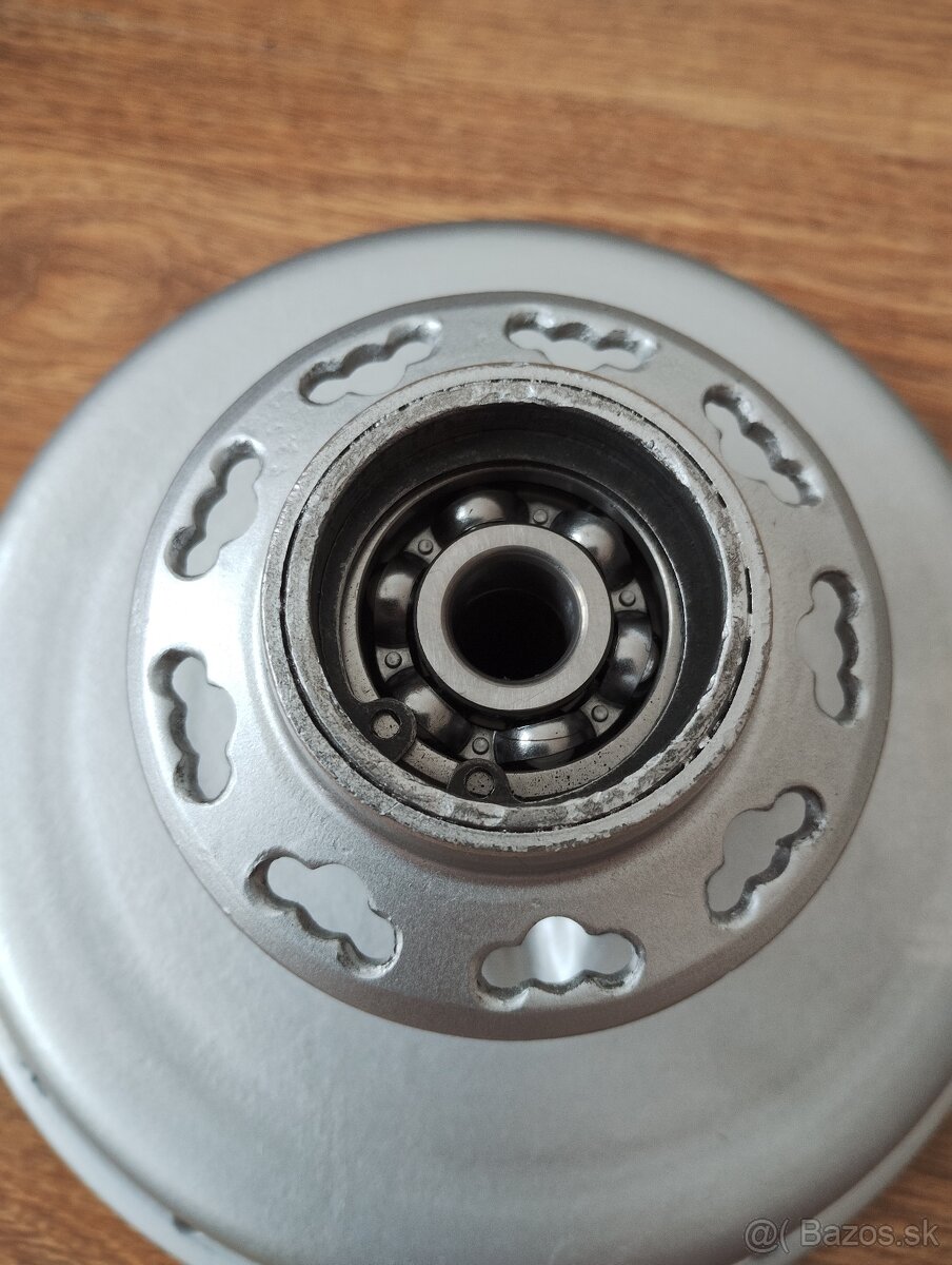 Predám krásny stred kolesa Jawa pérák 250 Janeček 150mm - 4