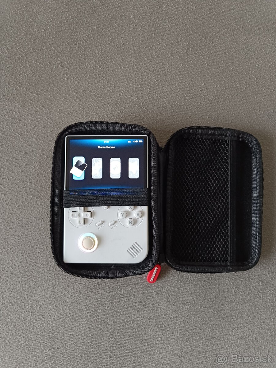 Anbernic RG40XXV MOZNA AJ VYMENA - 4