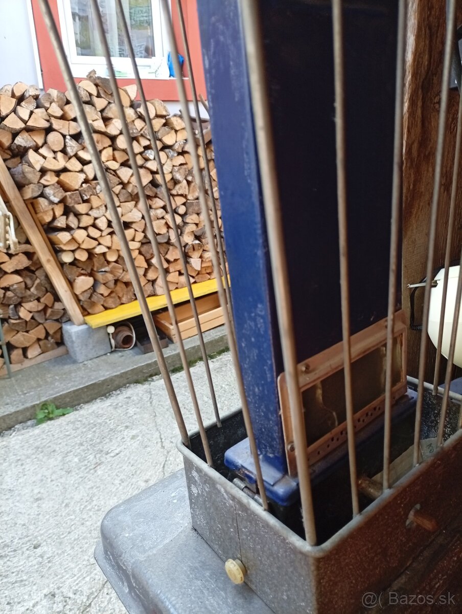 Predám starý ohrievač na petrolej - 4