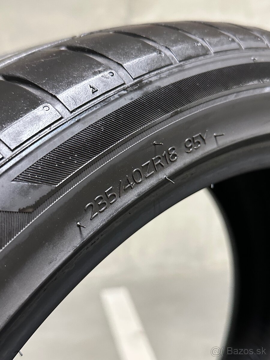 235/40/R18 HANKOOK - 4
