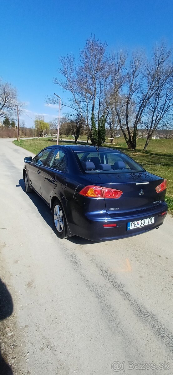 Mitsubishi Lancer 1,5 - 4