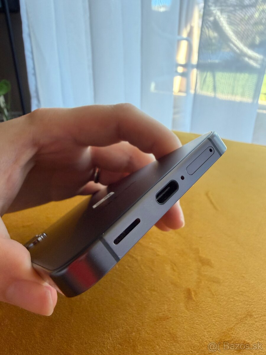 Samsung Galaxy S24 / 256gb - 4