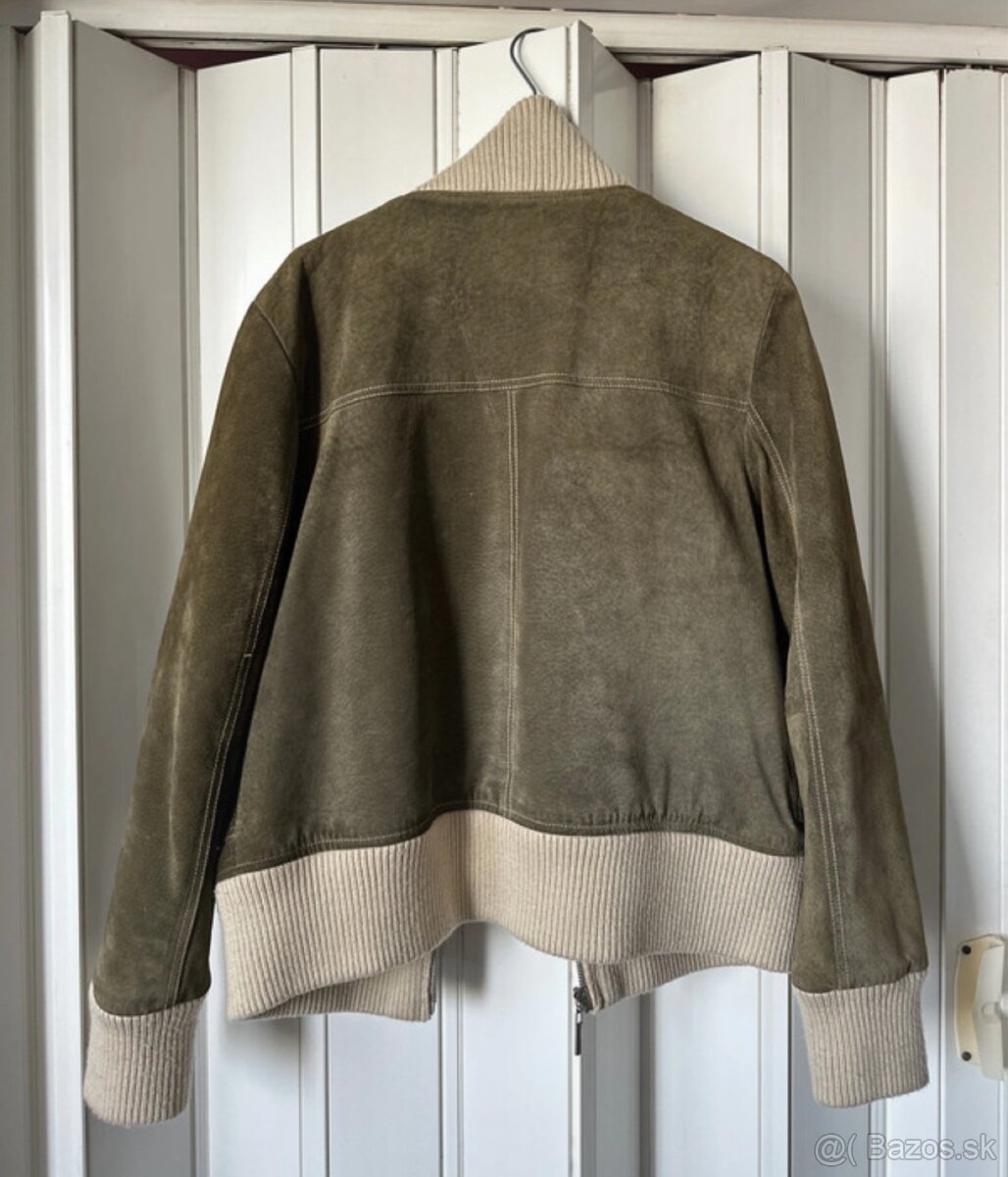 Tom Taylor bundička - 4