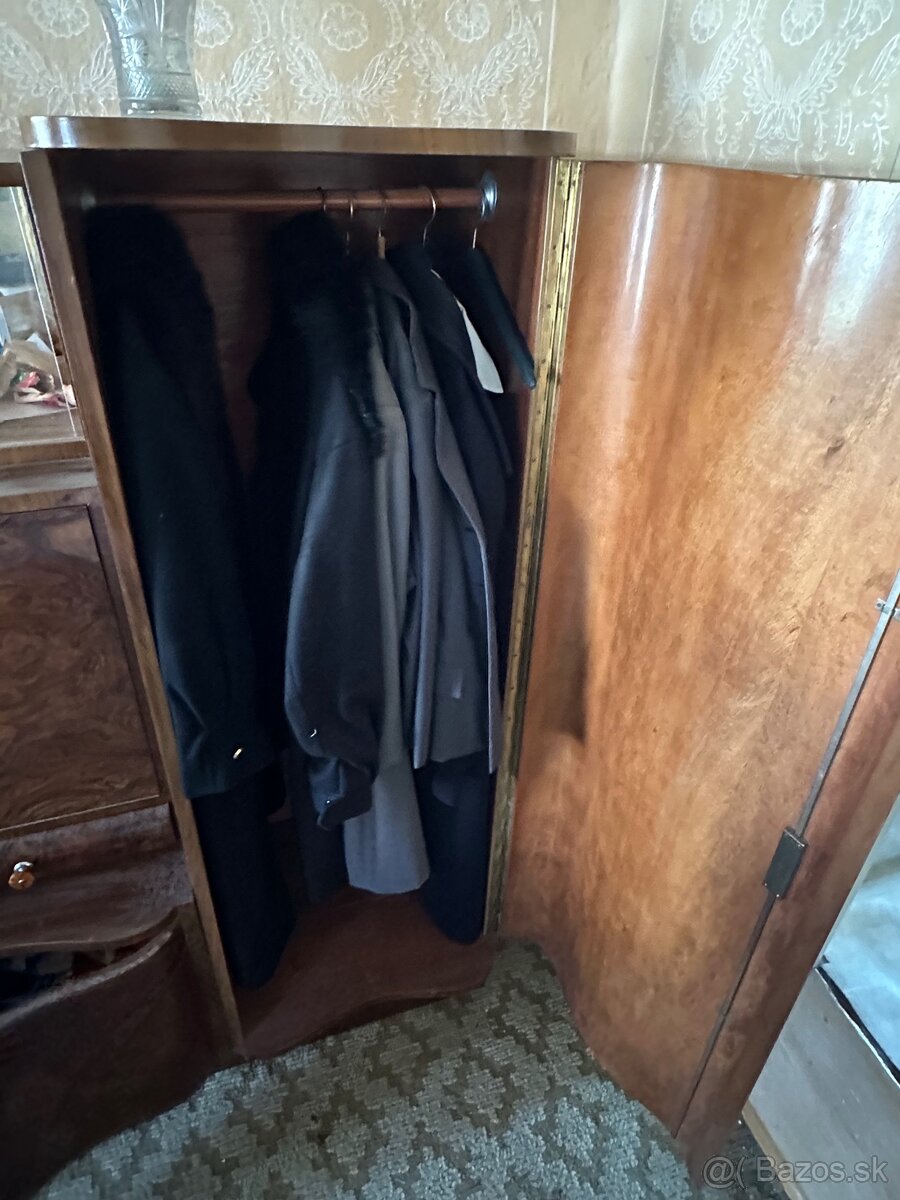 Predám starožitný sekretár - 4