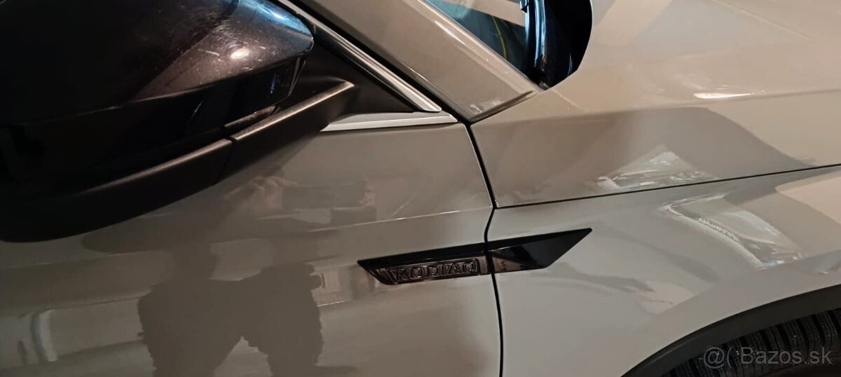 Čierne nápisy na blatník pre ŠKODA modely - 4