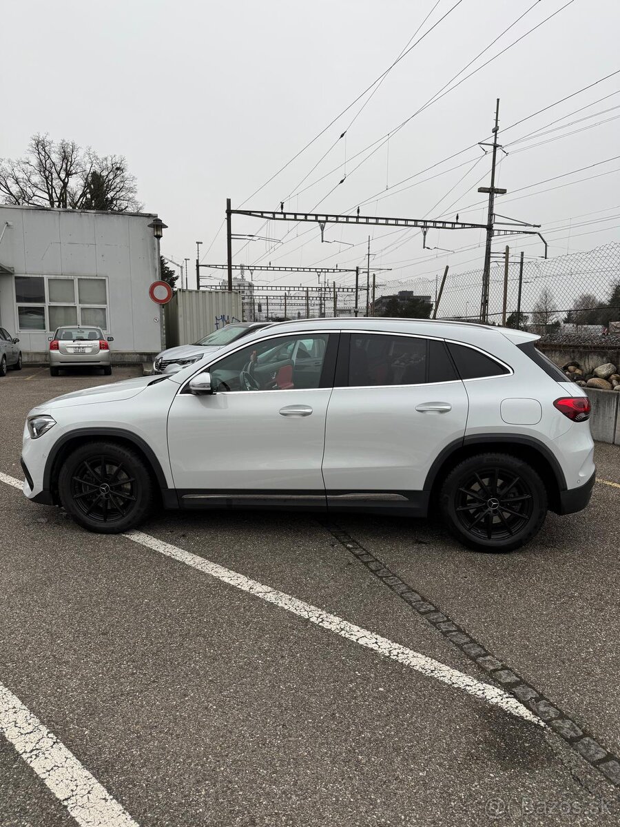 Mercedes benz GLA 220d - 4