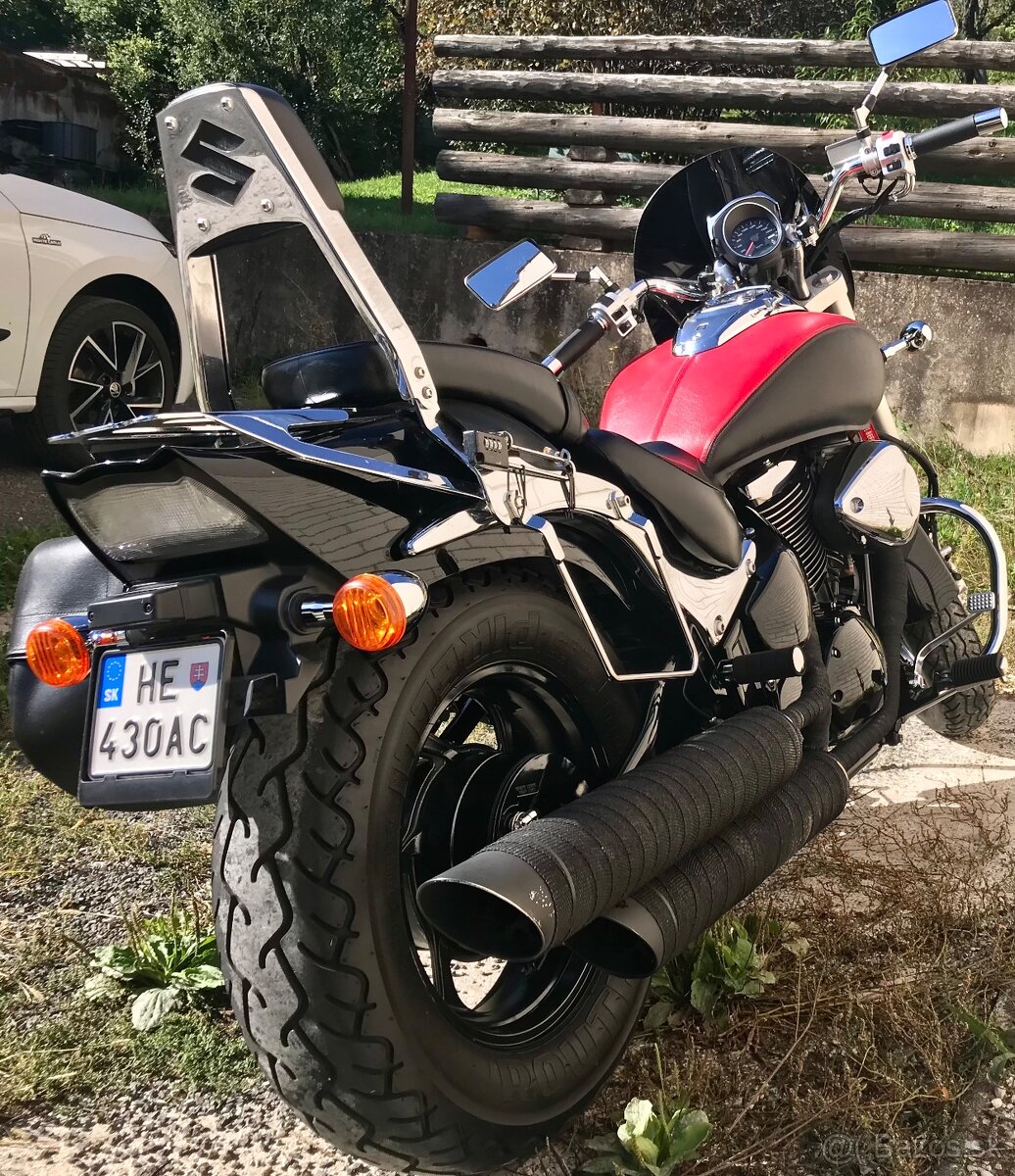 Suzuki Intruder 800M - 4