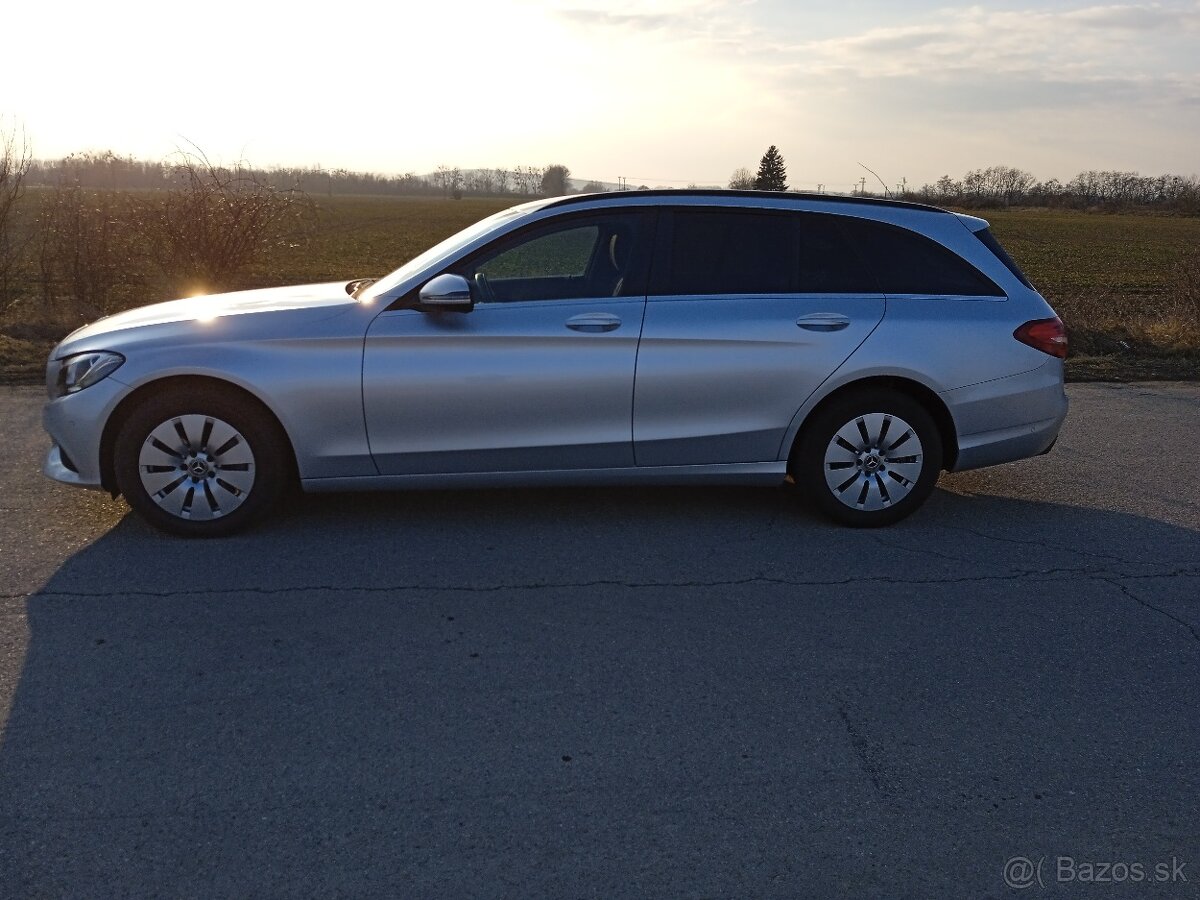 Mercedes-Benz C trieda Kombi 200 d - 4