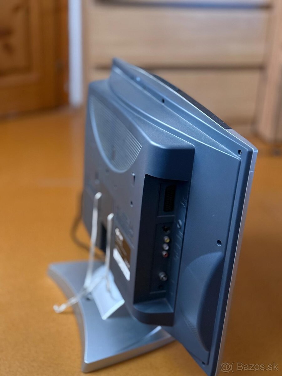 Predám TV FUNAI LCD-A2004 – 20" (51 cm) - 4