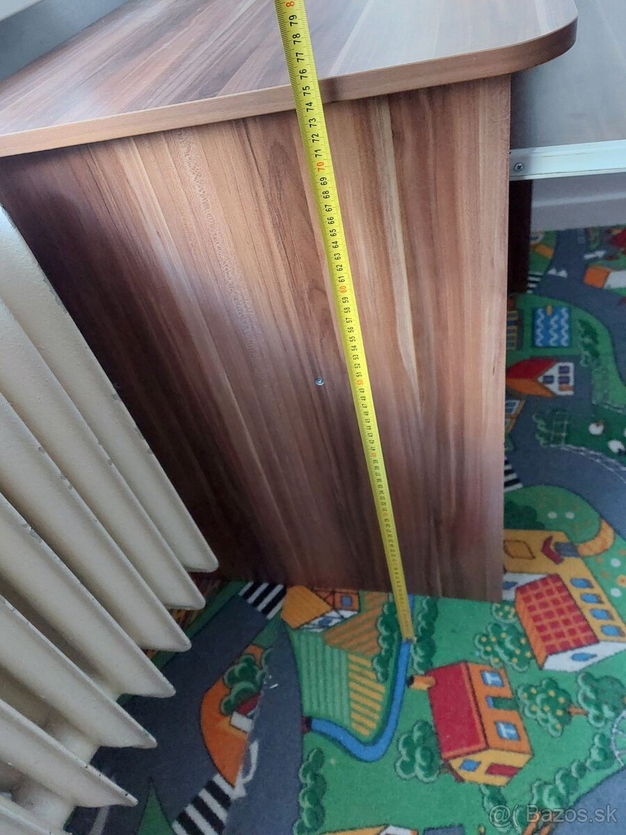 Stôl a stolička - 4