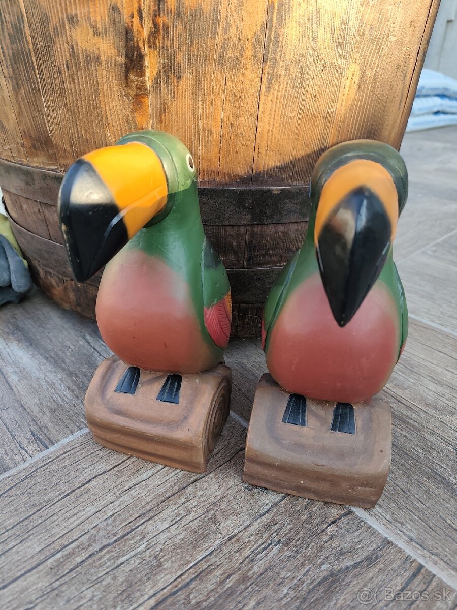 Pár Tukanov z dreva - 4