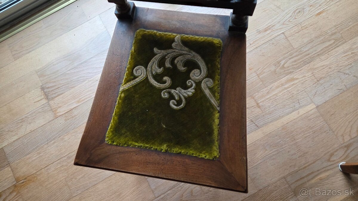 Starožitná jedáleň - 4