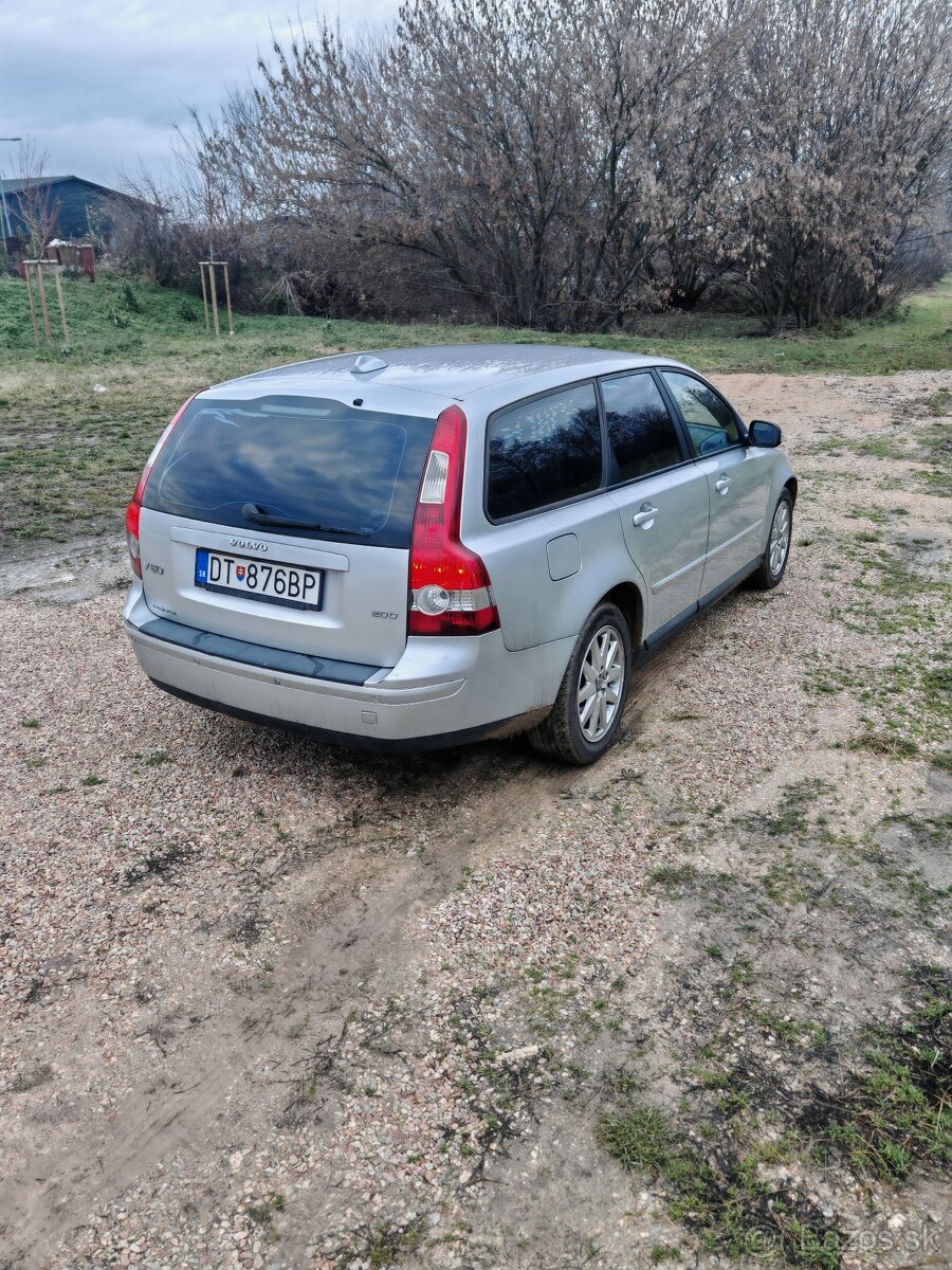 Volvo V50 - 4