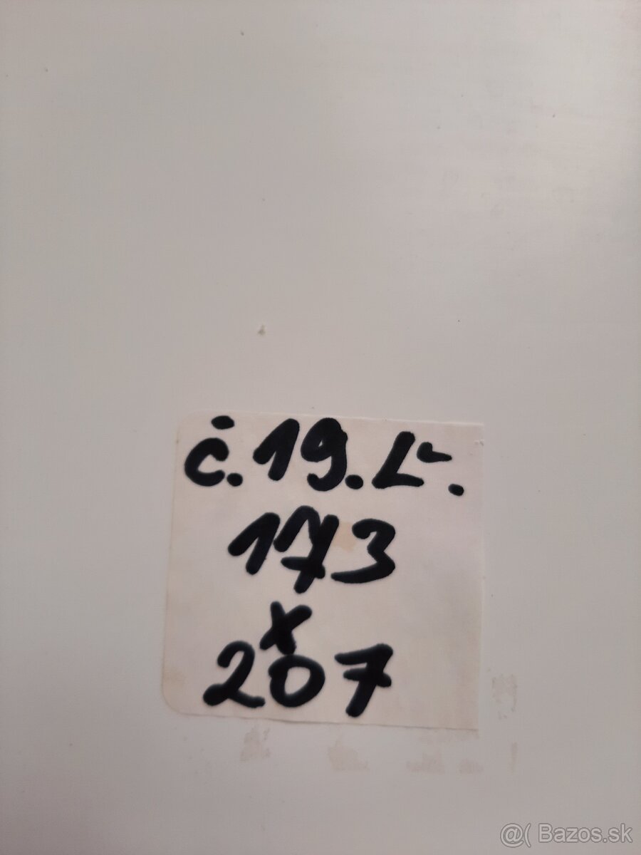 Plastove dvere ĉ.19. L - 4