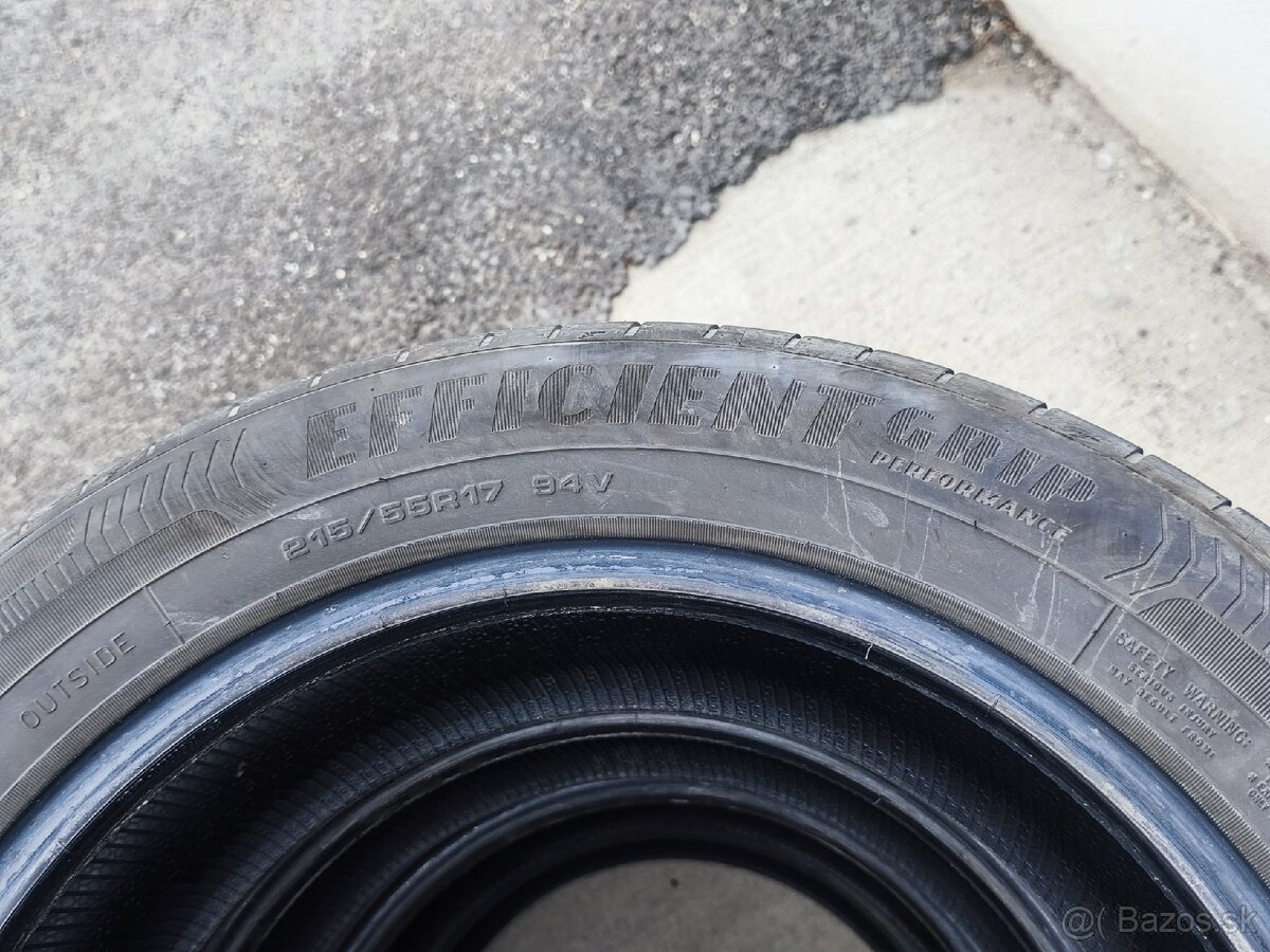 Pneu 215 55 r17 - 4