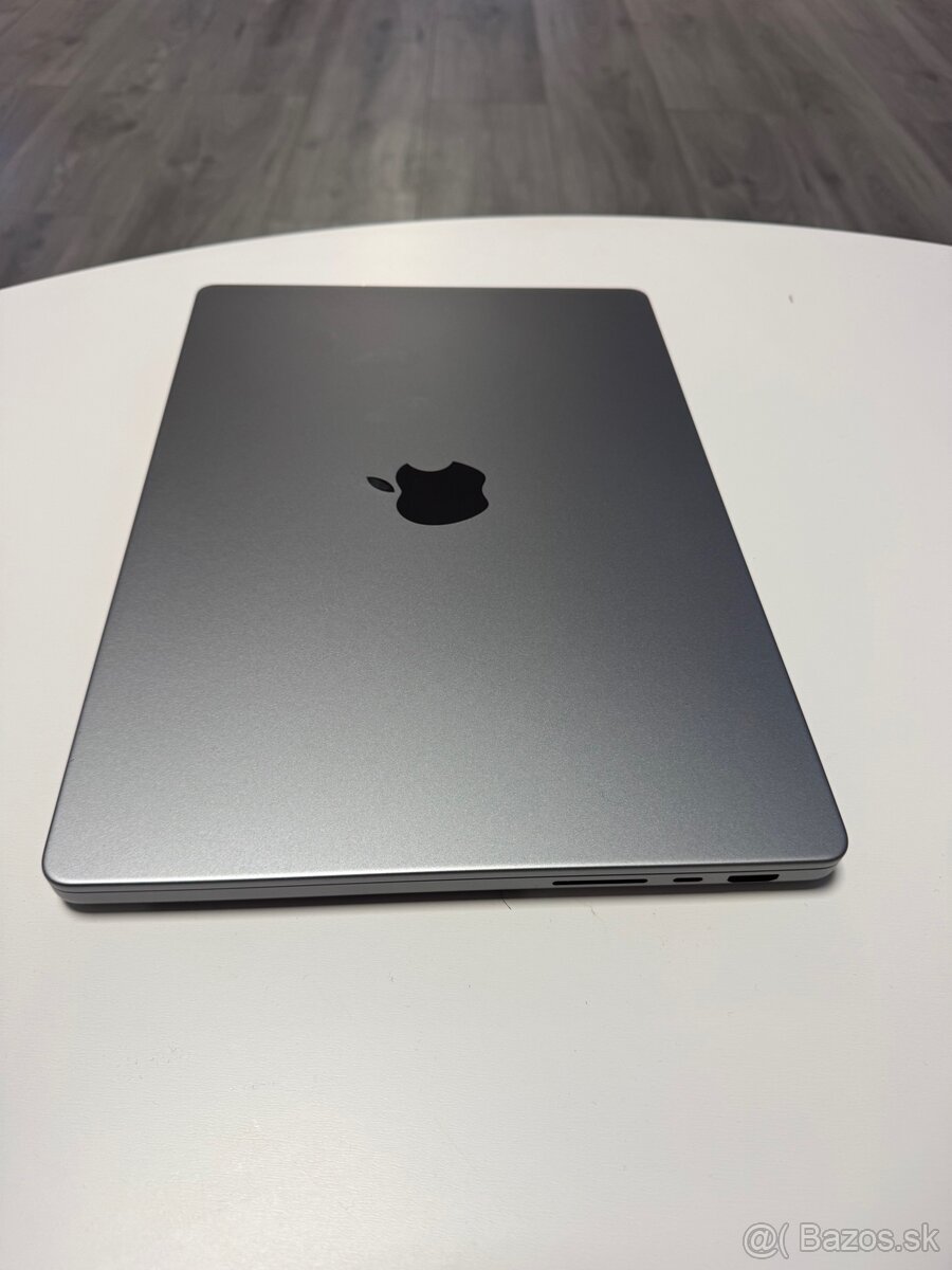 ZARUKA MacBook Pro 14” m2 Pro 32Gb ram - 4