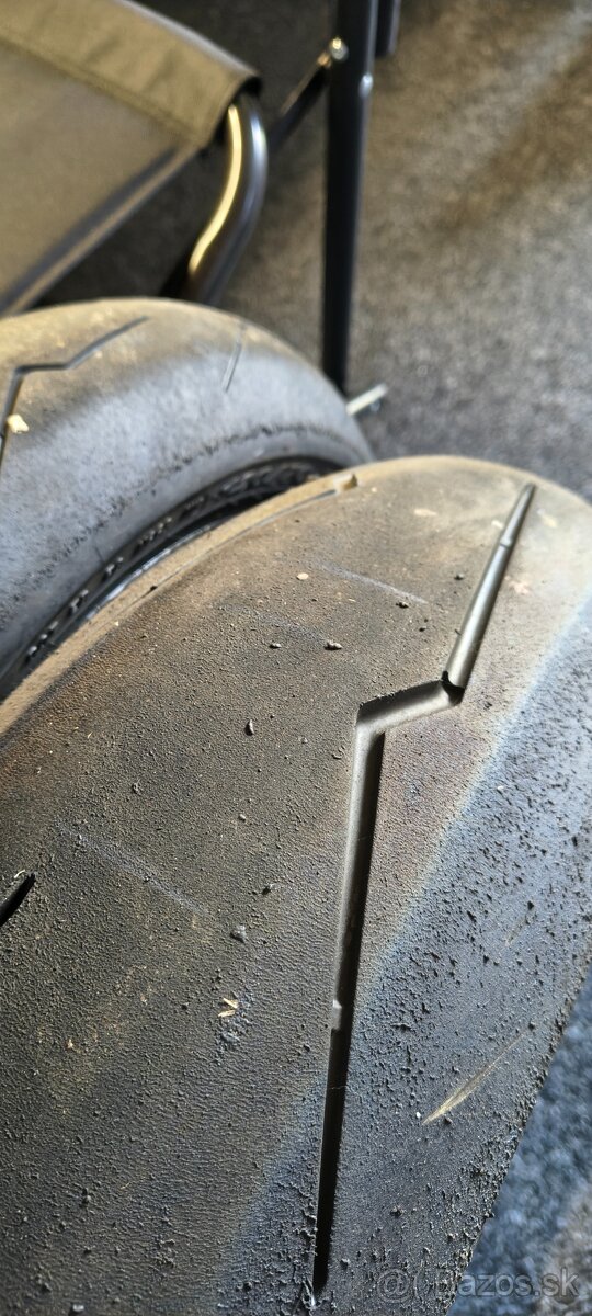 dunlop D213 predok a pirelli supercorsa - 4