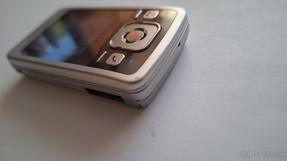 Sony ericsson T303 - 4