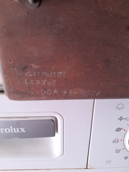 Analógový Wattmeter - 4