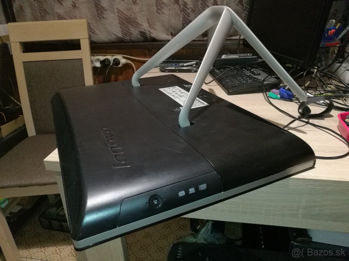 All in one Lenovo. i5-4 jadro. Dotyková obrazovka. 2 x disk. - 4