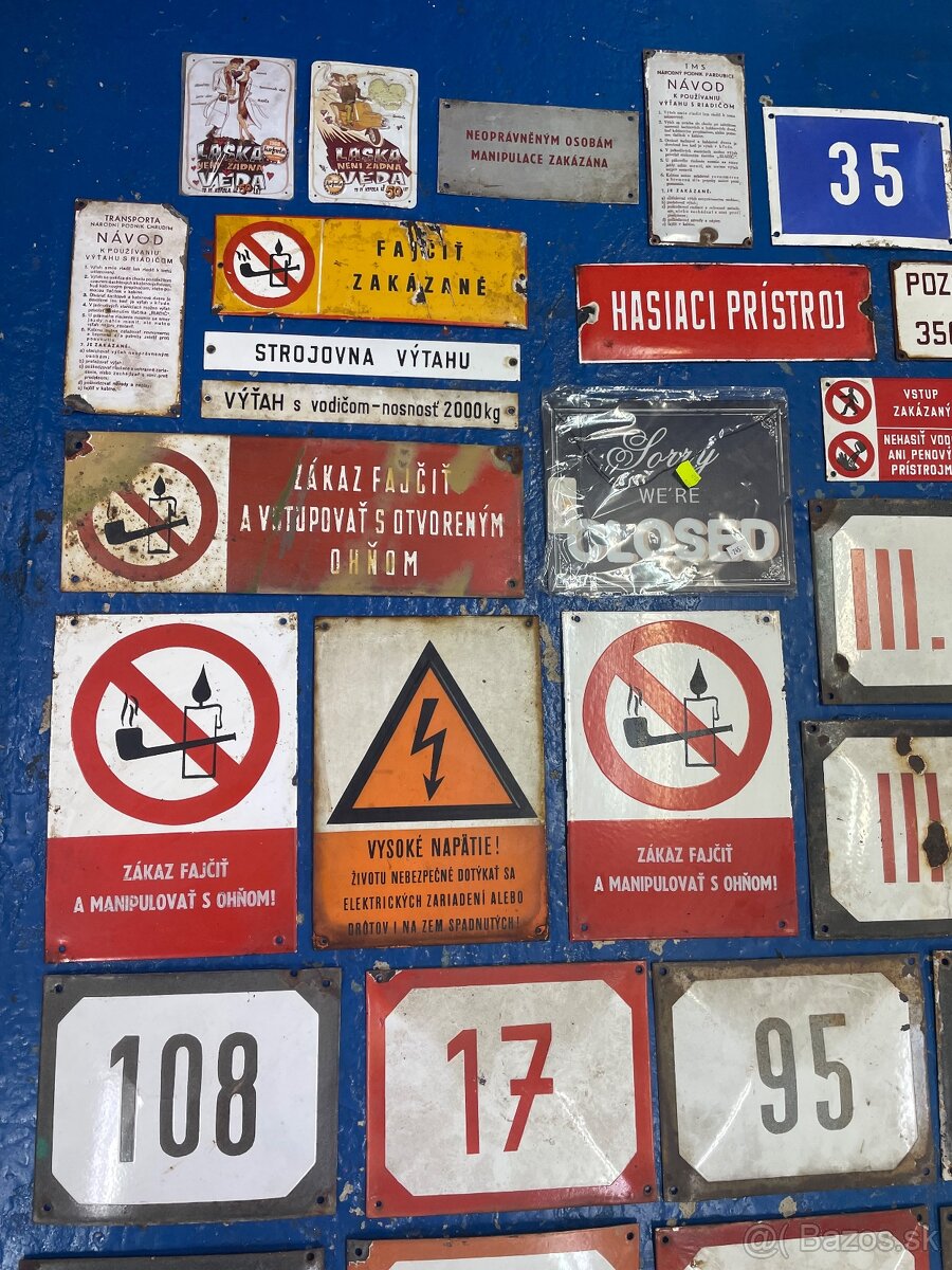 Stara smaltovana cedula tabulka ČSSR cislo domu - 4