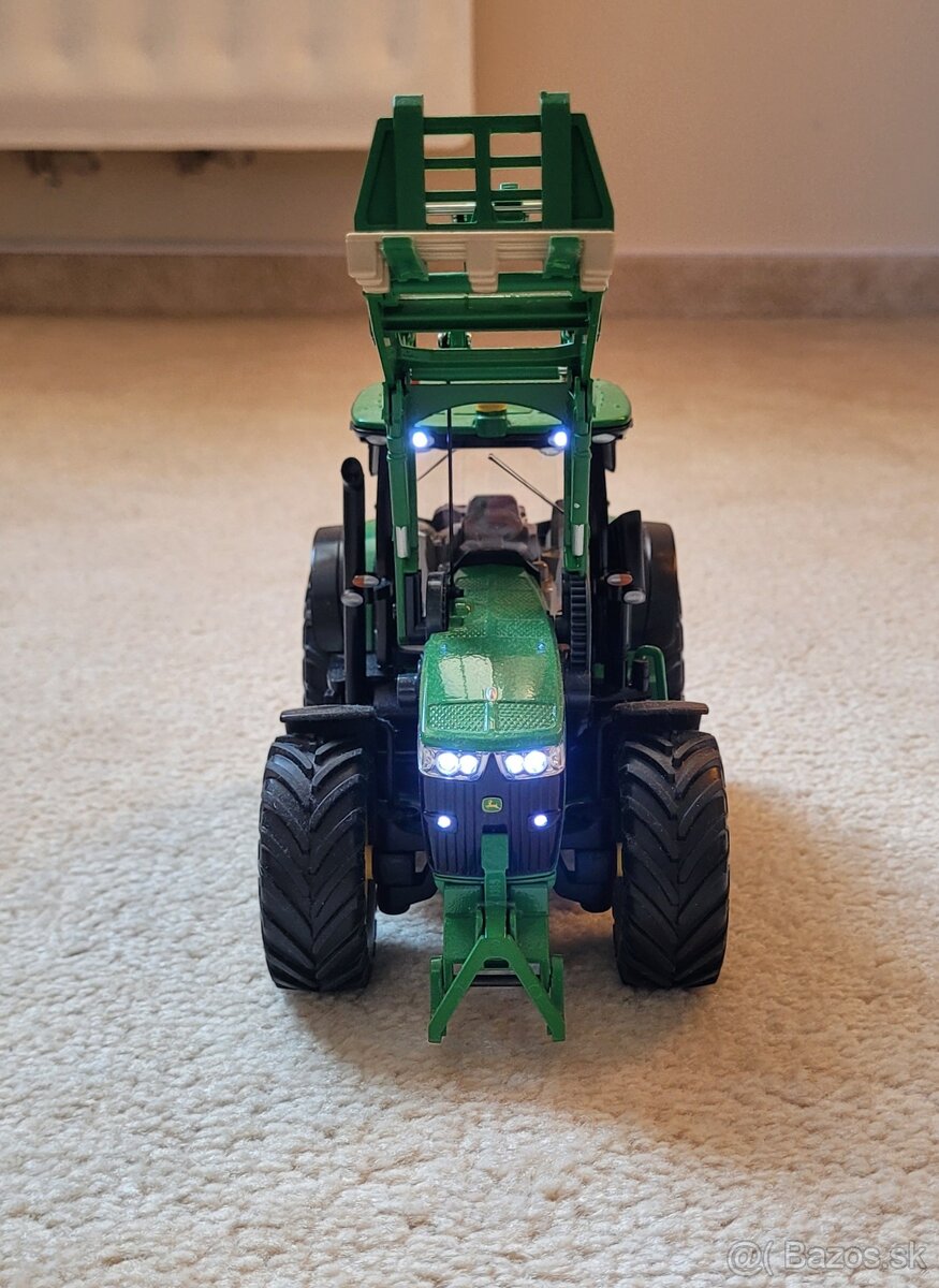 RC traktor Siku Control John Deere 7310R - 4