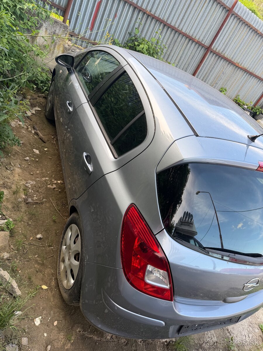 Opel CORSA-D - 4
