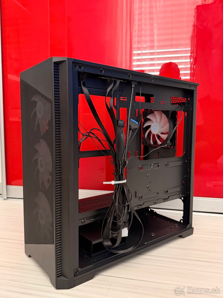 PC skriňa GameMax Destroyer Mesh Black - 4