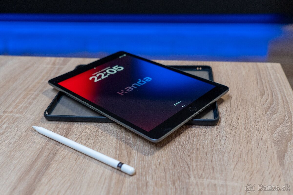 Tablet iPad 10.2 64 GB WiFi Vesmírne Sivý 2021 - 4