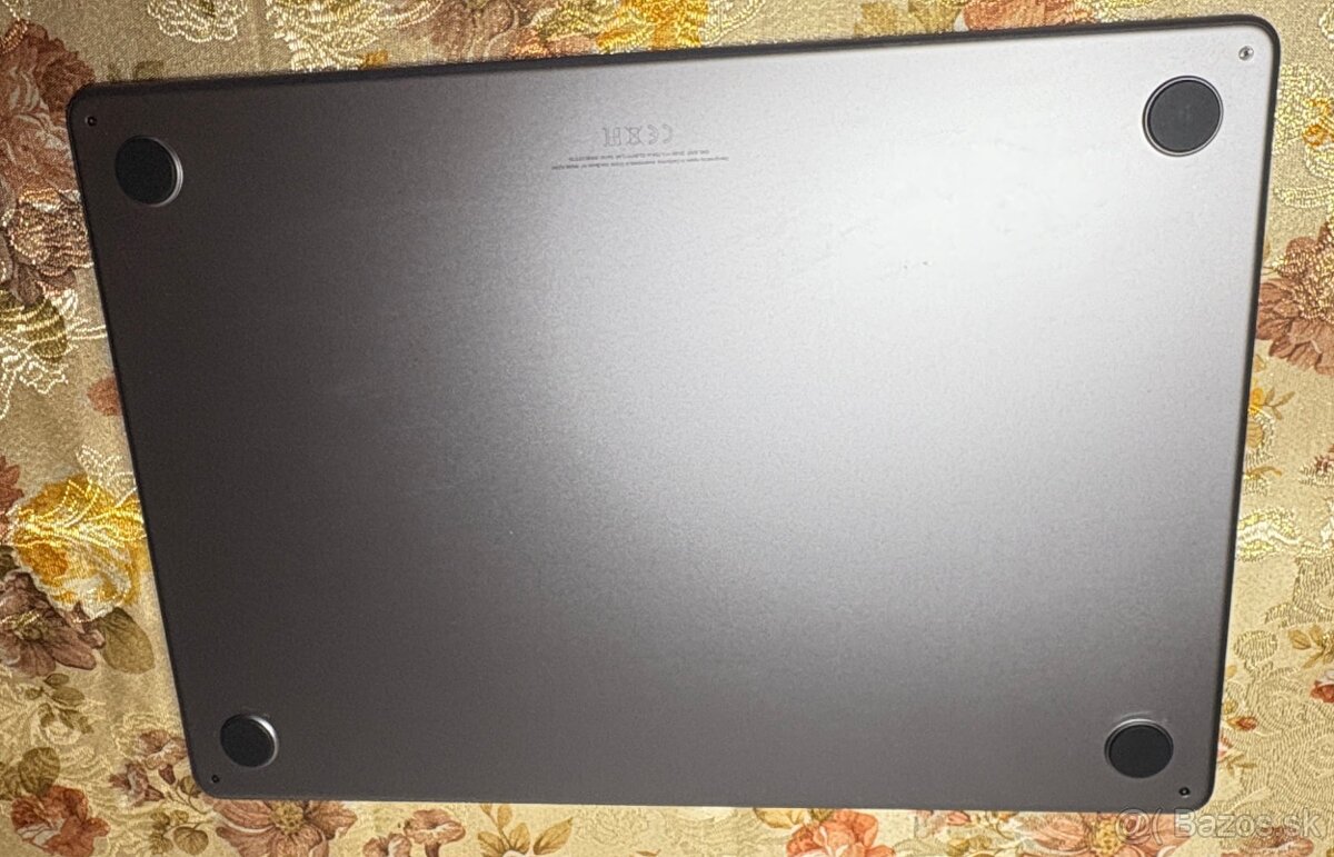 Macbook air M2 2023 - 4