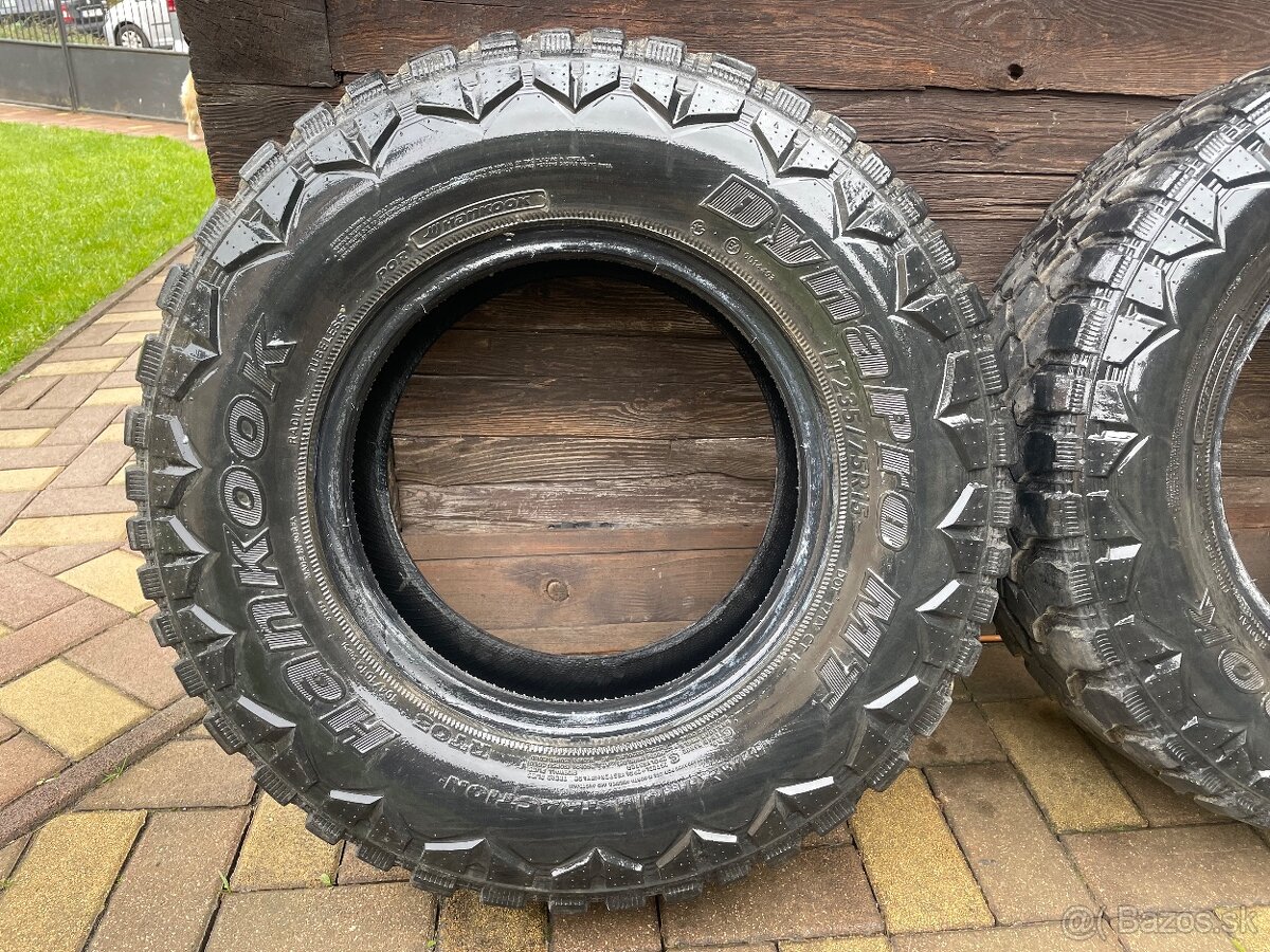 Hankook 235/75r15 - 4