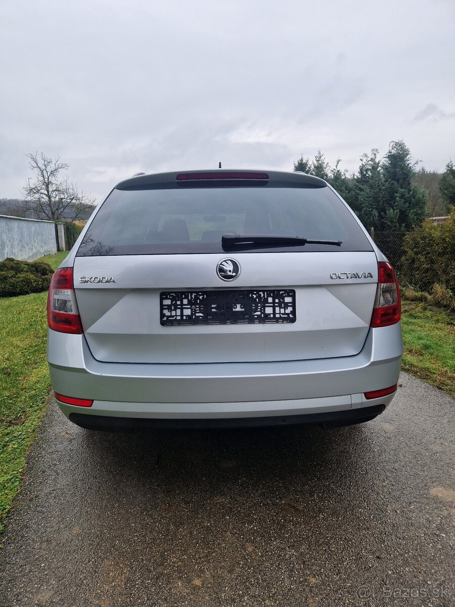 Škoda octavia 3 2.0 Tdi 110kw combi - 4