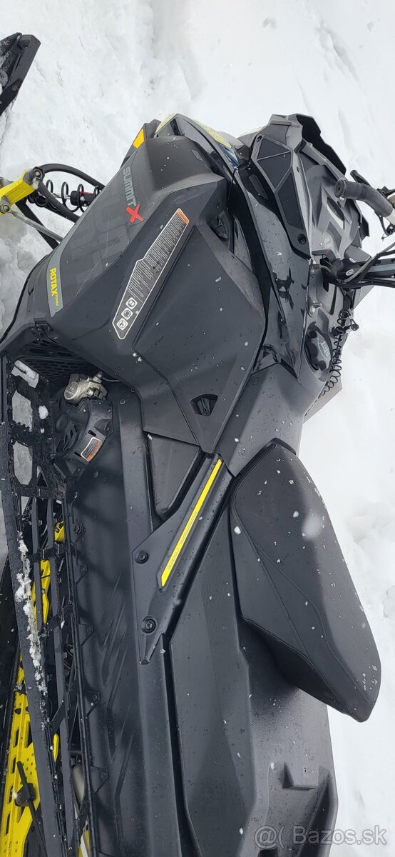 Ski doo summit E-TEK 850 154rev - 4