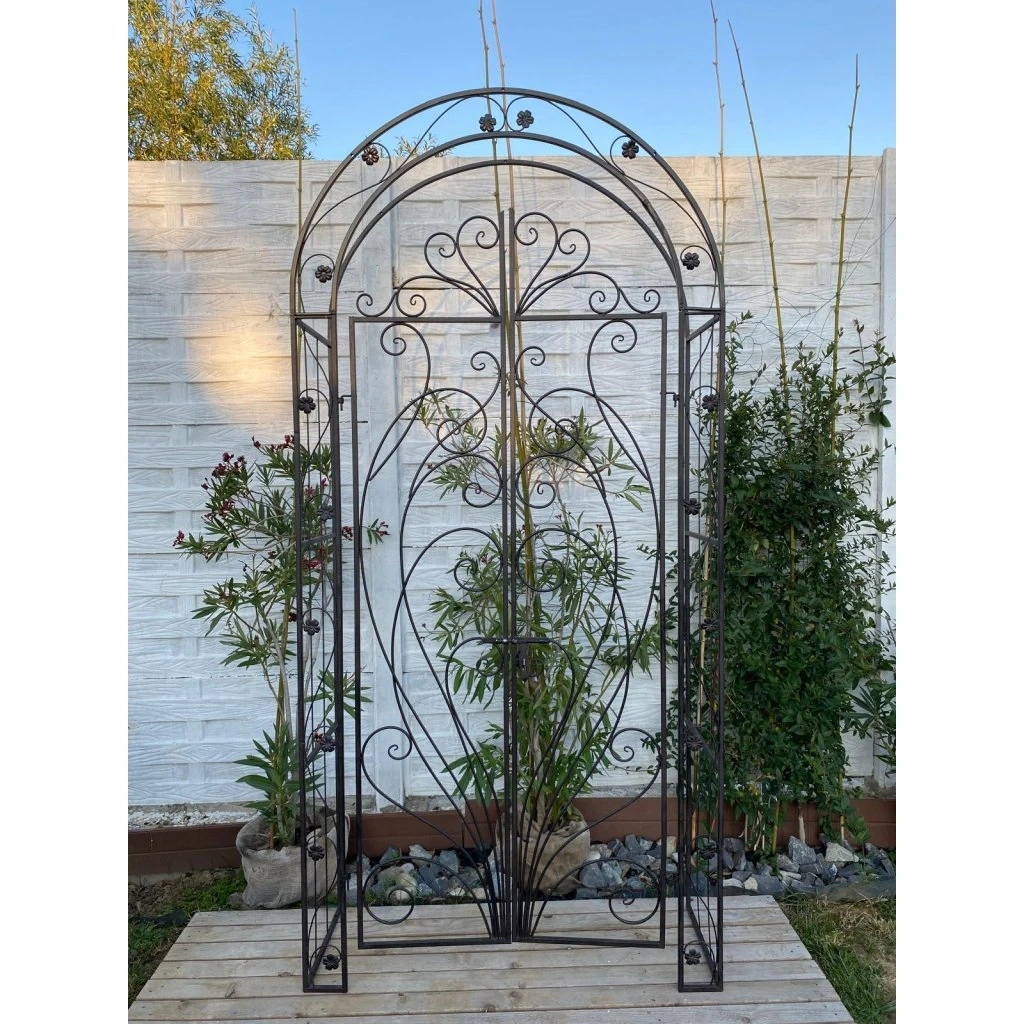 Dekoračná kovová brána - 4
