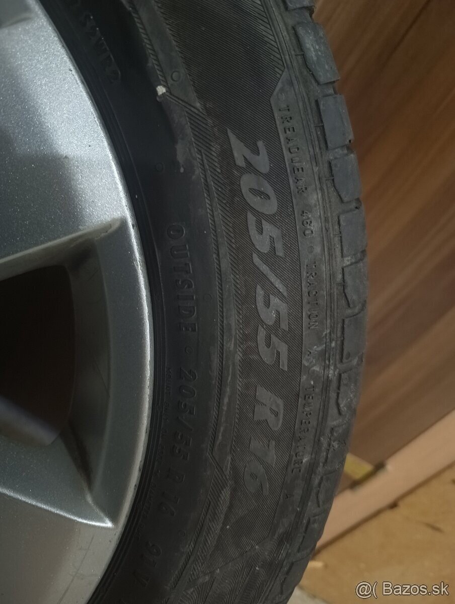 Elektróny obuté na celkom nových letných pneu - 4