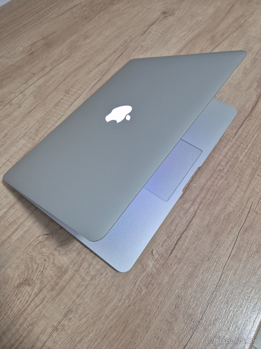 MacBook Air (13-inch, 2017)/Intel Core i5/8GB RAM/128GB SSD - 4