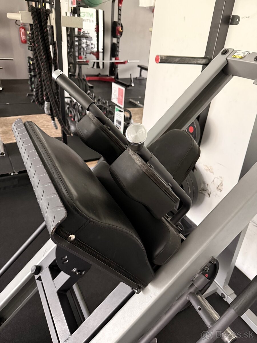 Body-Solid 2v1: Leg Press & Hack Squat - 4