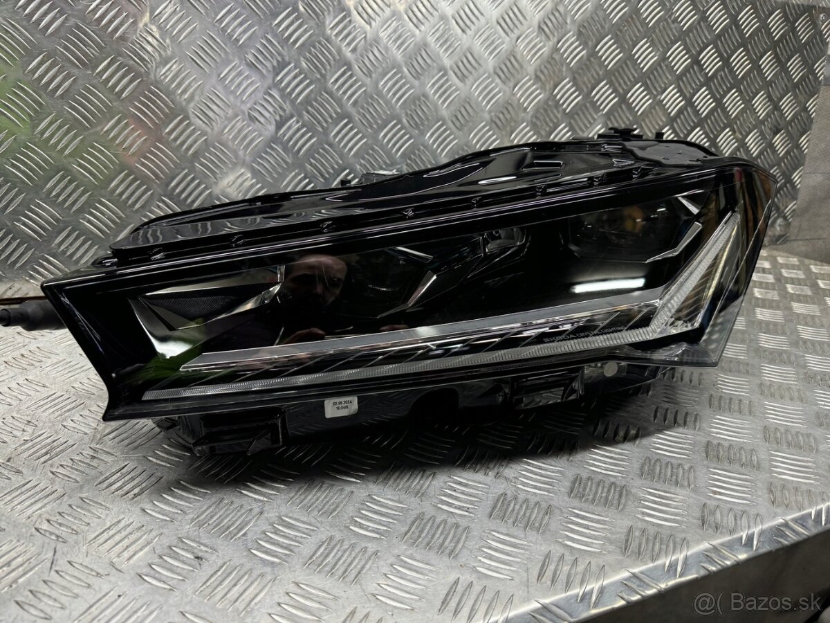 Škoda Superb 4 full led matrix presne svetla 3P1 - 4