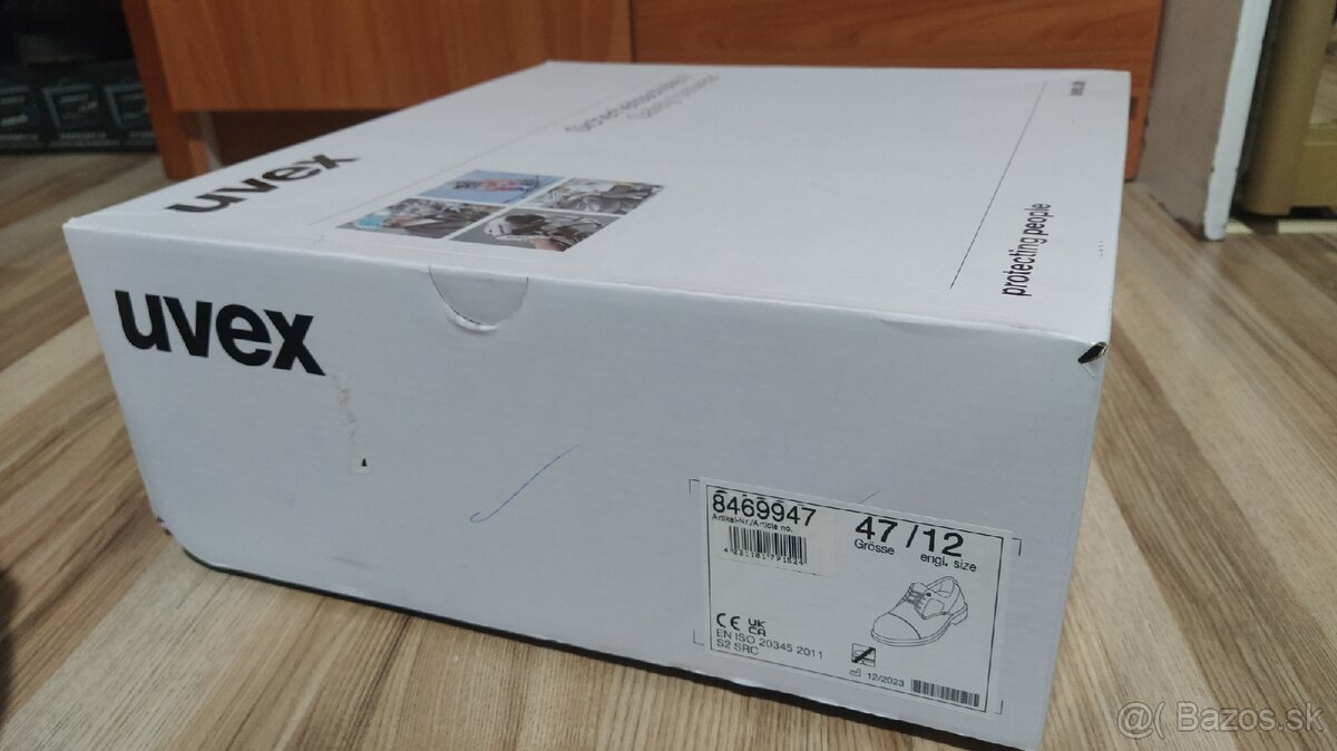 UVEX S2 business veľ.47 - 4