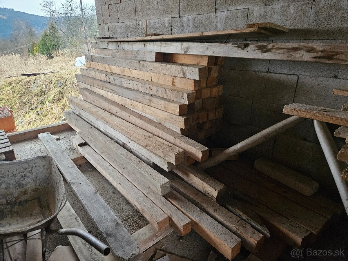 Hranoly, dosky na debnenie - 4