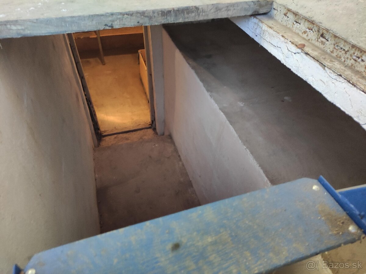 Predám garáž na C I - 4