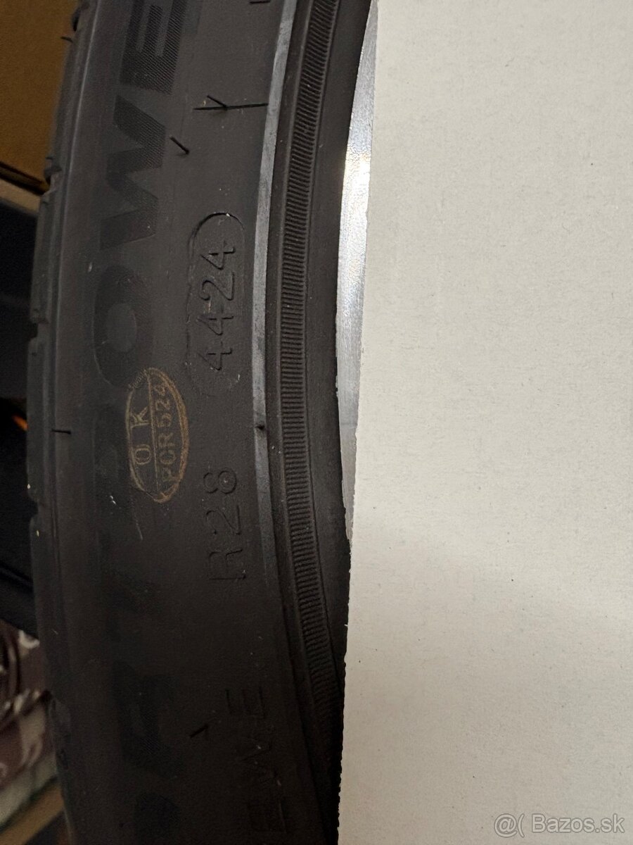 Dvojrozmer 245/40r20 a 275/35r20 - 4