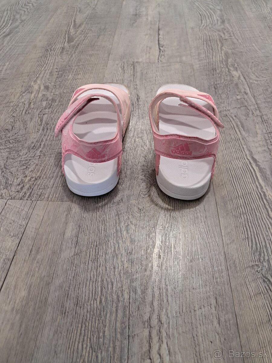 Sandálky Adidas. - 4