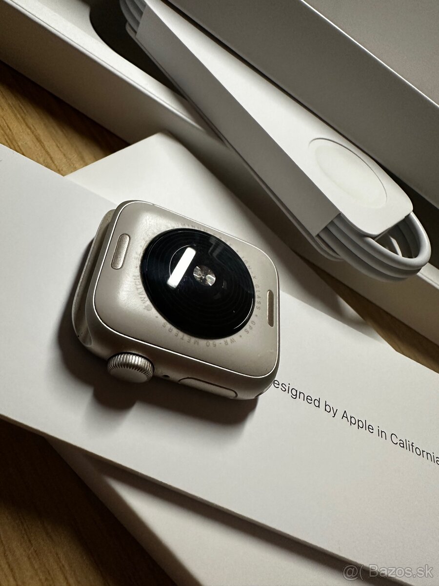 Apple Watch SE 40 mm (2nd Gen) - 4