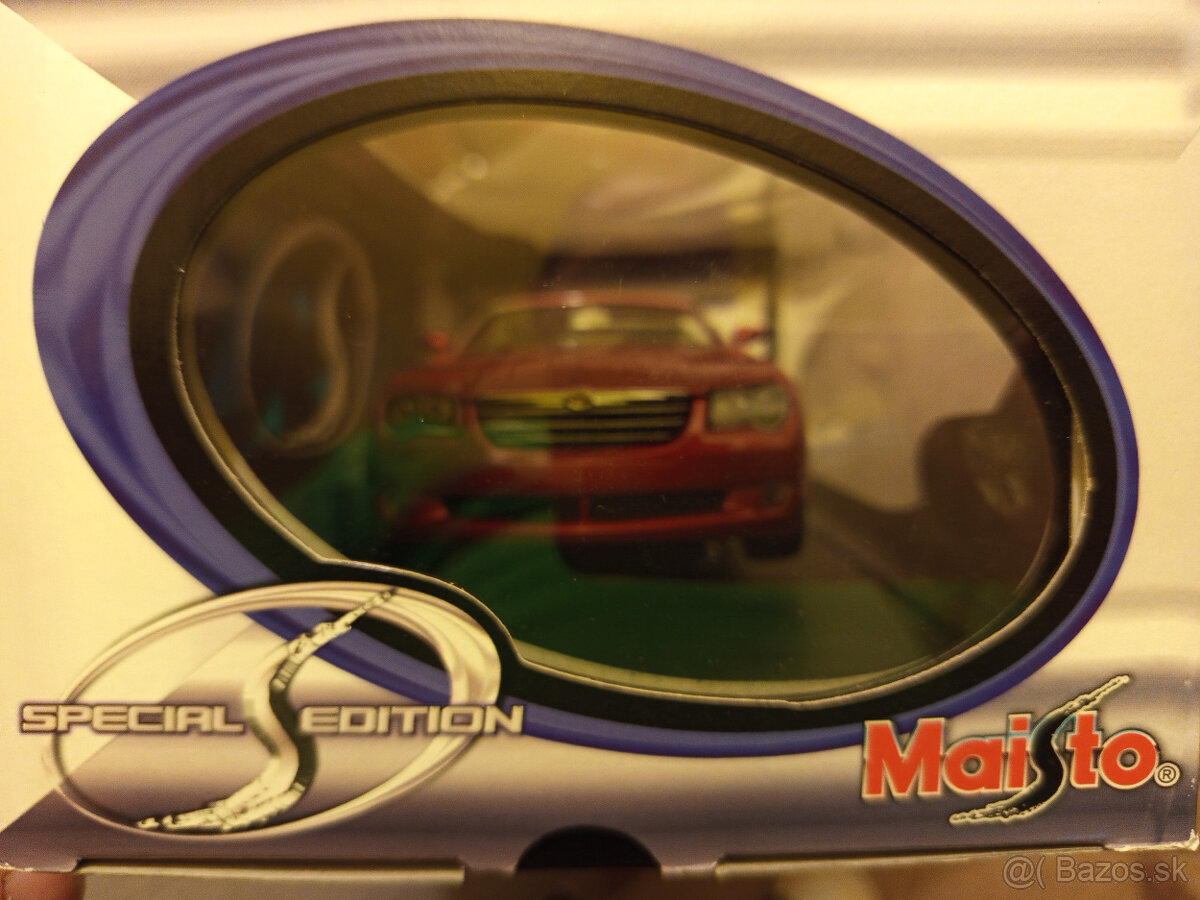predam model 1:18 Chrysler Crossfire - 4