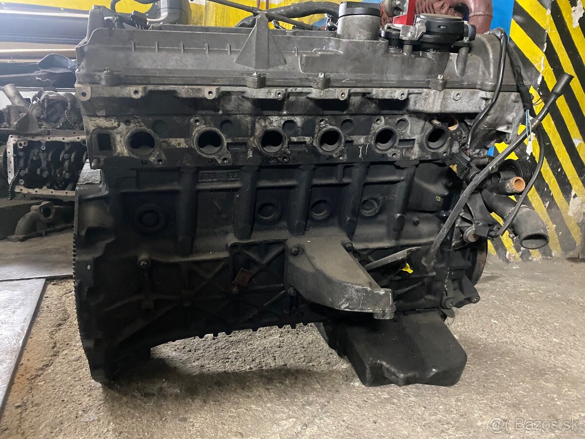 Motor Mercedes E 2001 3,0Crd - 4