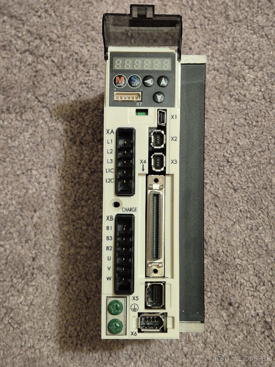 Predám Panasonic AC Servo Driver MBDK2510CA1 - 4