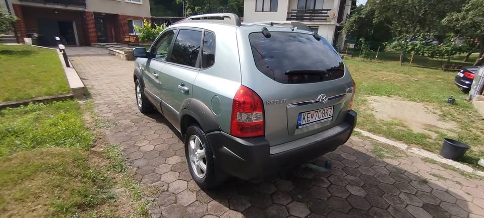 Hyundai Tuscon 2,0L 4x4 benzin - 4