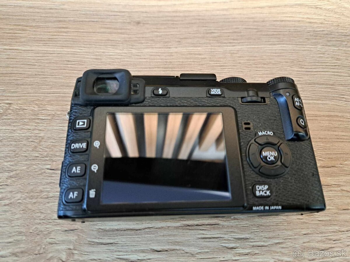 Fujifilm X-E1 , objektív Vivitar 500 mm f/8 - 4